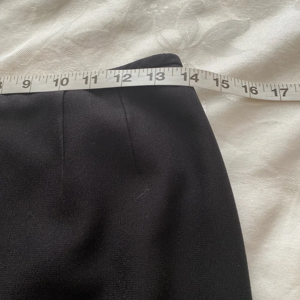 Kasper Classic Black Pencil Skirt Size 4p